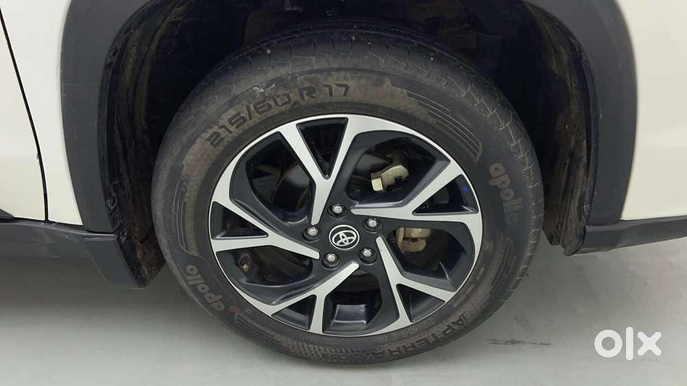 Toyota Urban Cruiser Hyryder 1.5 V Neo Drive Awd, 2023, Petrol