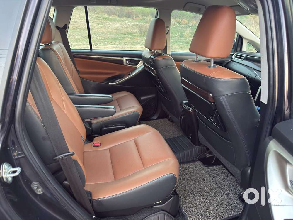 Toyota Innova Crysta [2020-ongoing] 2.4 Zx 7 Str, 2021, Diesel