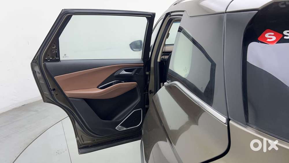 Mg Hector Plus Sharp Pro 1.5 Turbo Petrol 7 Str, 2023, Petrol