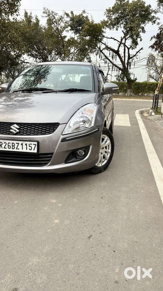 Maruti Suzuki Swift Vvt Zxi, 2013, Petrol