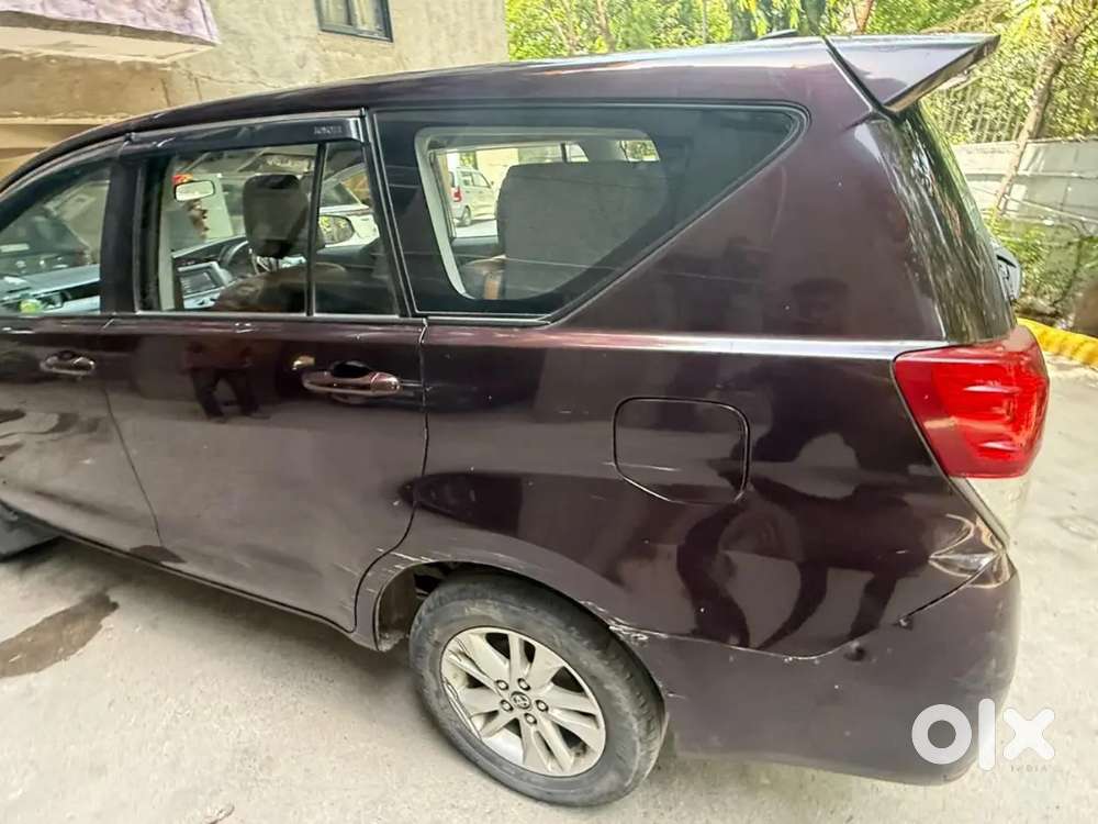 Toyota Innova Crysta 2017 Diesel 120000 Km Driven