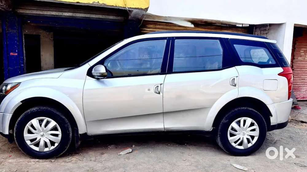Mahindra Xuv500 2012 Diesel 80000 Km Driven