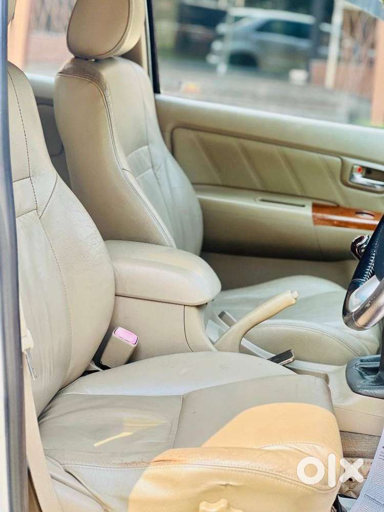 Toyota Fortuner 3.0 4x4 Manual, 2010, Diesel