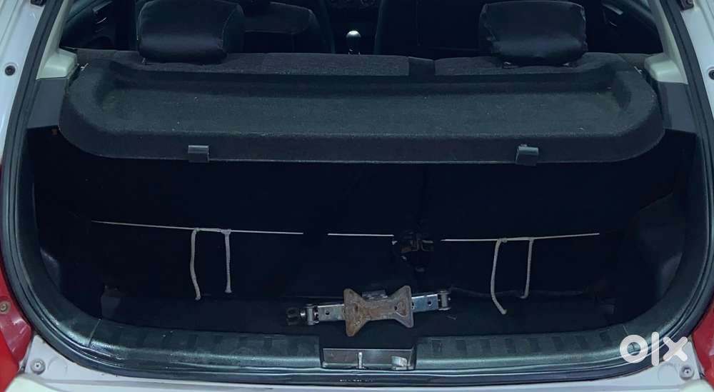 Maruti Suzuki Swift 1.2 Lxi (o), 2017, Petrol