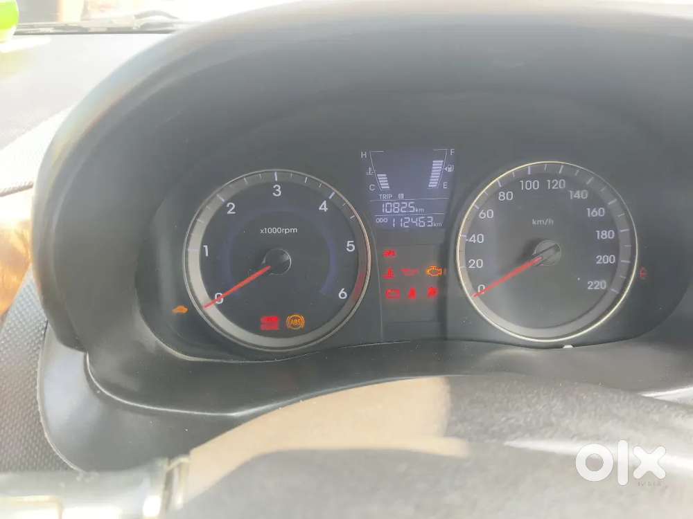 Hyundai Verna 2016