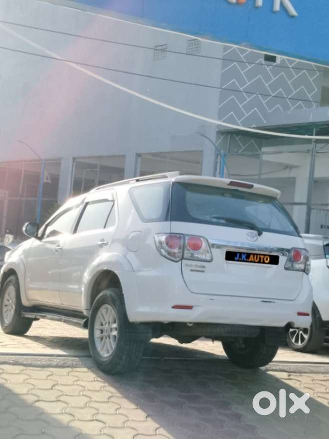 Toyota Fortuner 3.0 4x2 Automatic, 2013, Diesel