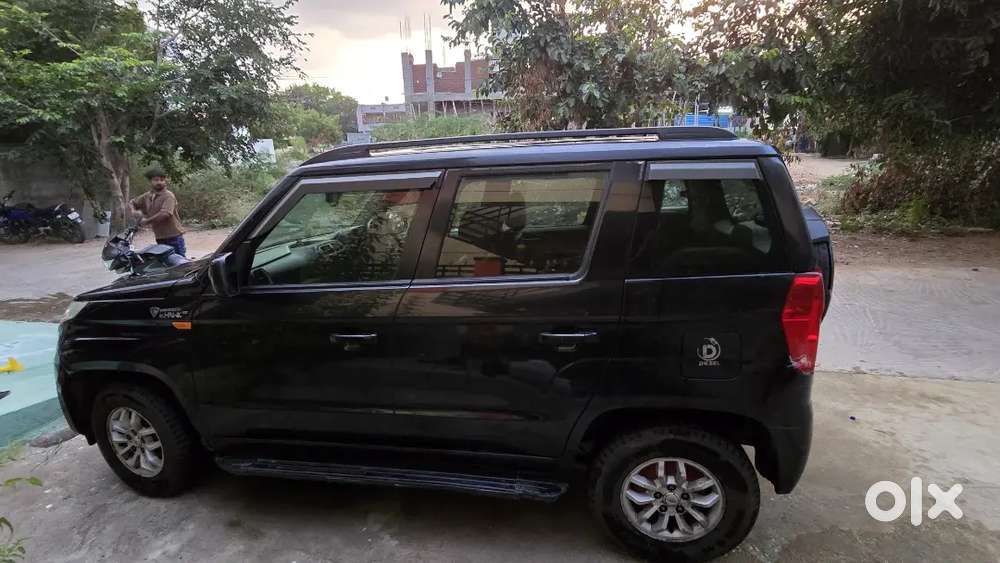 Mahindra Tuv 300 2017 Model