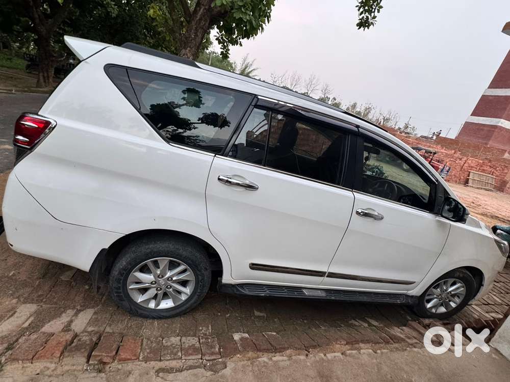 Toyota Innova Crysta 2020 Diesel Manual Year