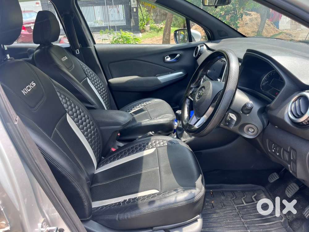 Nissan Kicks Petrol 2021