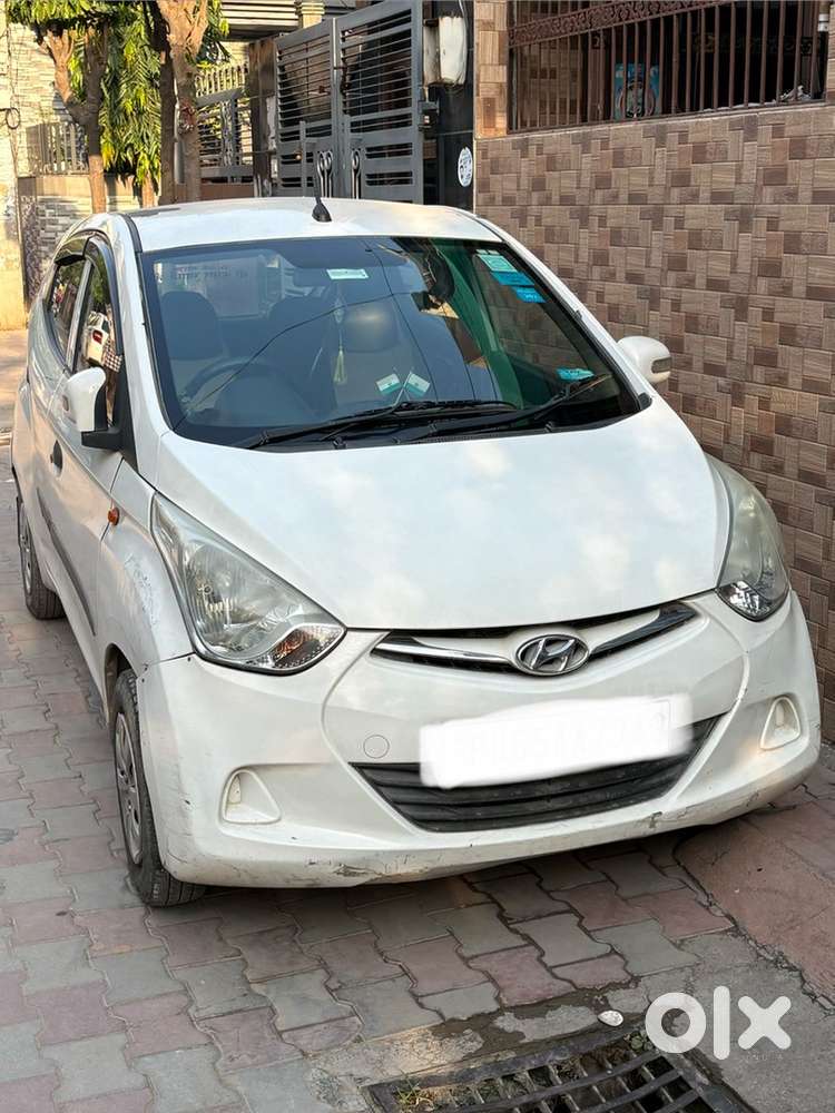 Hyundai Eon Petrol Manual With All Company Fit Accessories