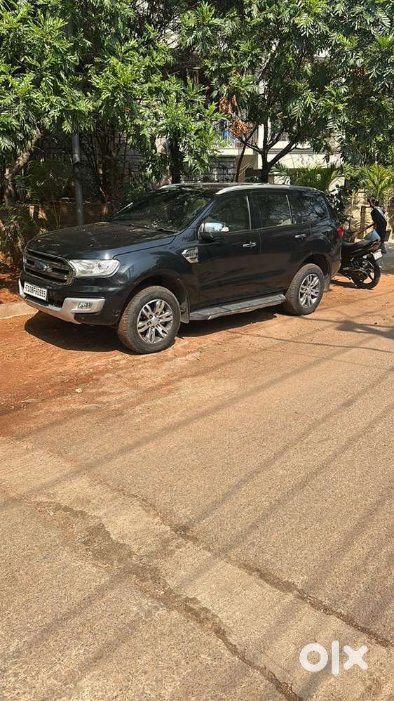 Ford Endeavour 2016 Diesel Well Maintained