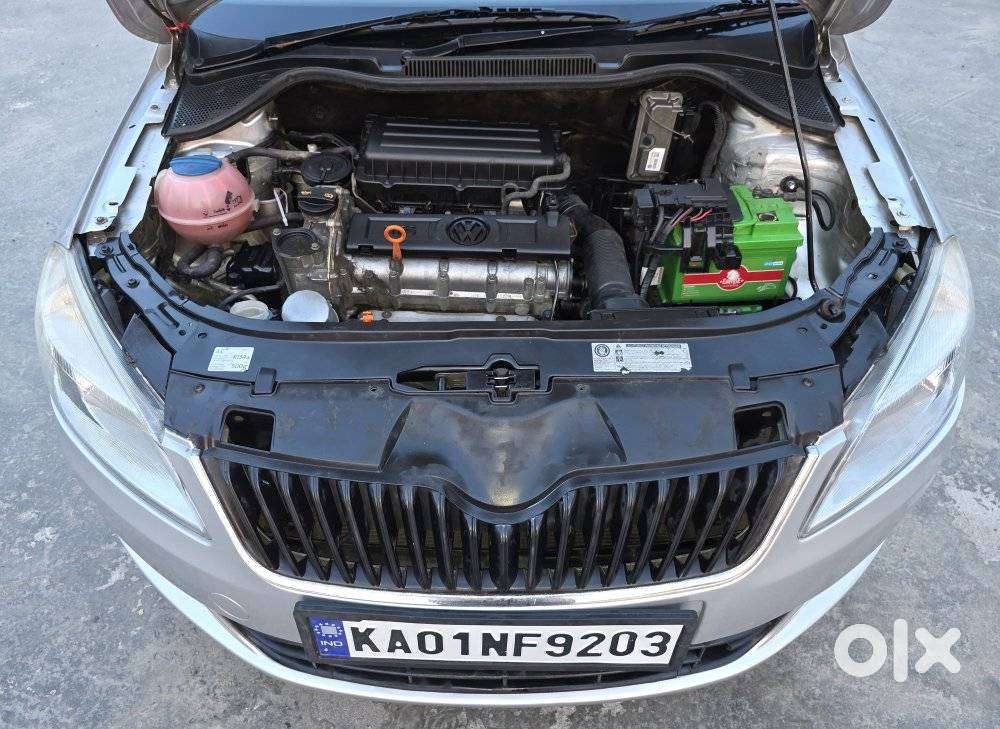 Skoda Rapid Ambition 1.6 Mpfi Manual, 2012, Petrol