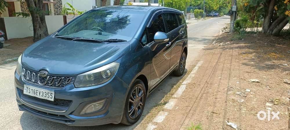 Mahindra Marazzo M8, 2018, Diesel