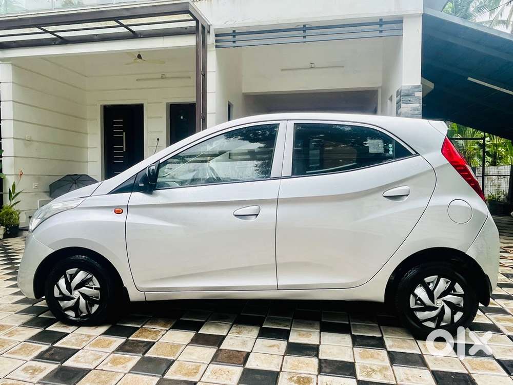 2012 Hyundai Eon, Era +