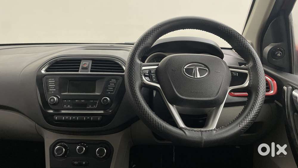 Tata Tiago 1.2 Revotron Xz Wo Alloy, 2016, Petrol