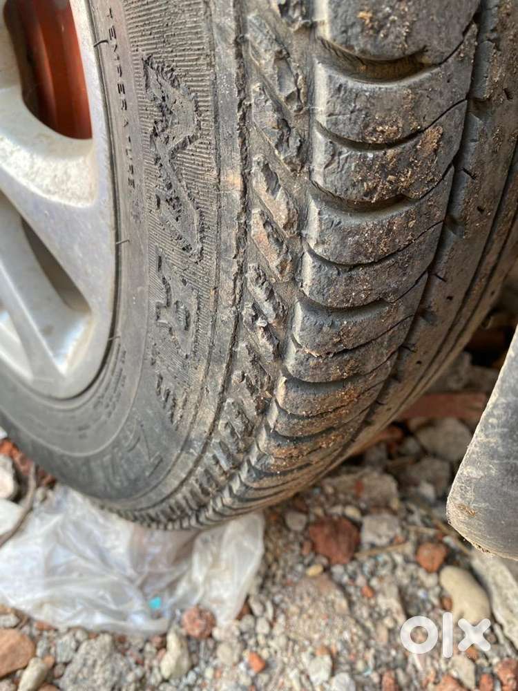 Ford Figo 2011 Petrol 800000 Km Driven