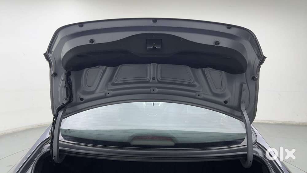 Hyundai Verna Fluidic 1.6 Vtvt Sx Automatic, 2014, Petrol