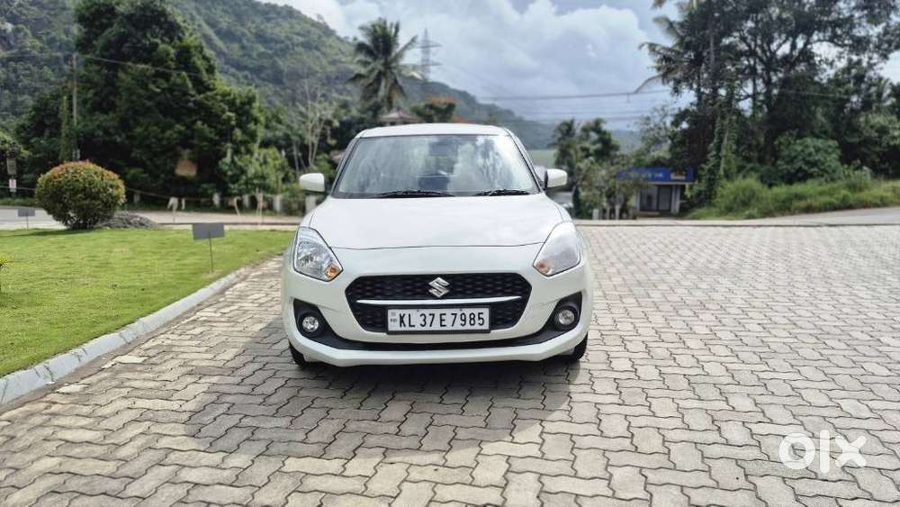Maruti Suzuki Swift Vxi, 2021, Petrol