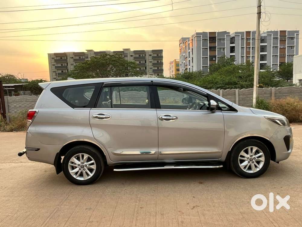Toyota Innova Crysta 2.7 Gx At 8s, 2018, Diesel
