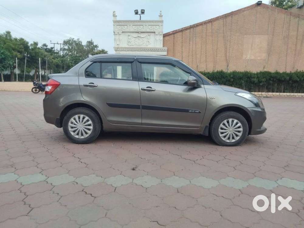 Maruti Suzuki Swift Dzire 1.2 Vxi Bsiv, 2016, Petrol