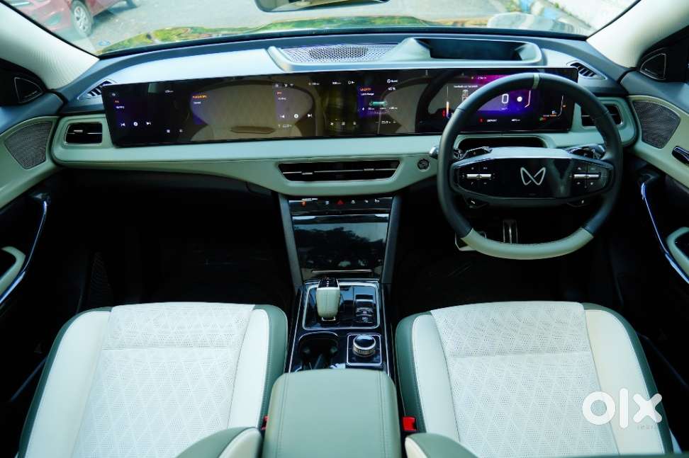 Mahindra Xev 9e Pack Three (top Model), 2025, Electric