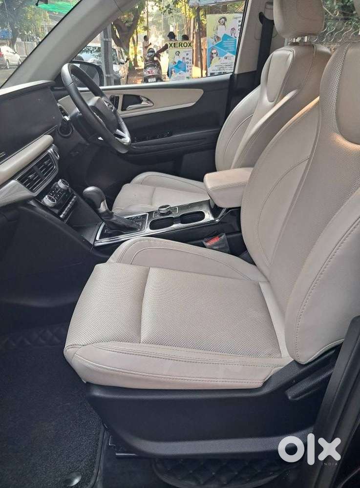 Mahindra Xuv700 2.2 Ax 7 Diesel At Luxury Pack Str, 2024, Diesel