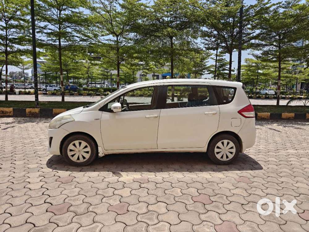 Maruti Suzuki Ertiga 2012-2015 Vdi, 2012, Diesel
