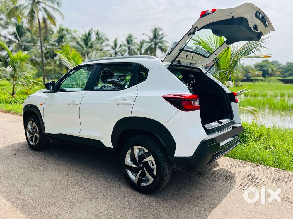 Nissan Magnite Petrol Manual 2024