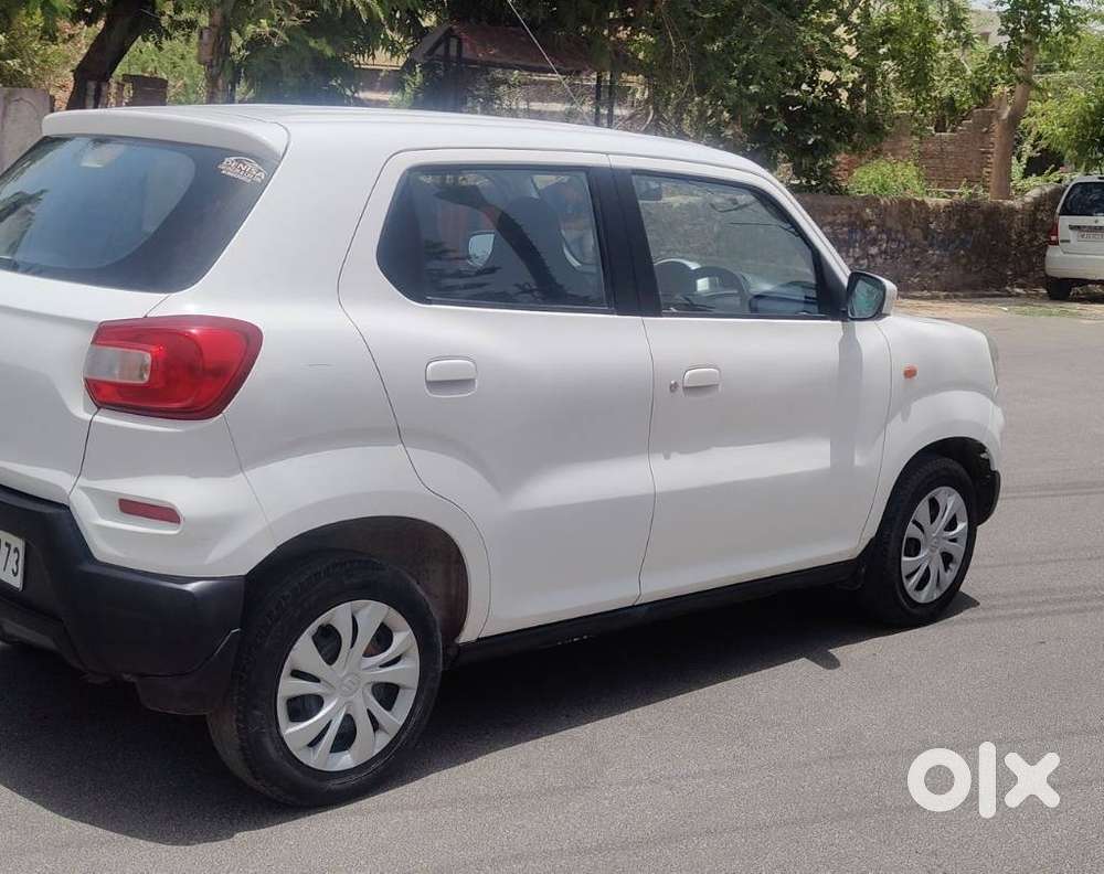 Maruti Suzuki S-presso Vxi Opt, 2022, Petrol