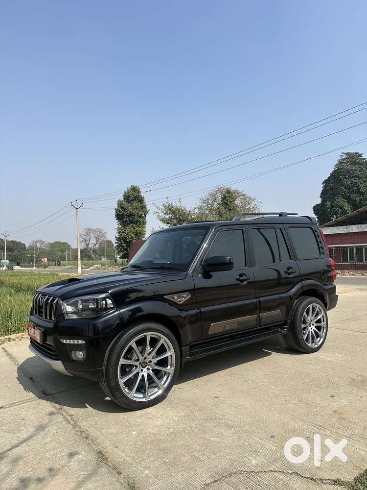 Mahindra Scorpio Classic 2.2 S 11 Mt 7 Cc, 2023, Diesel