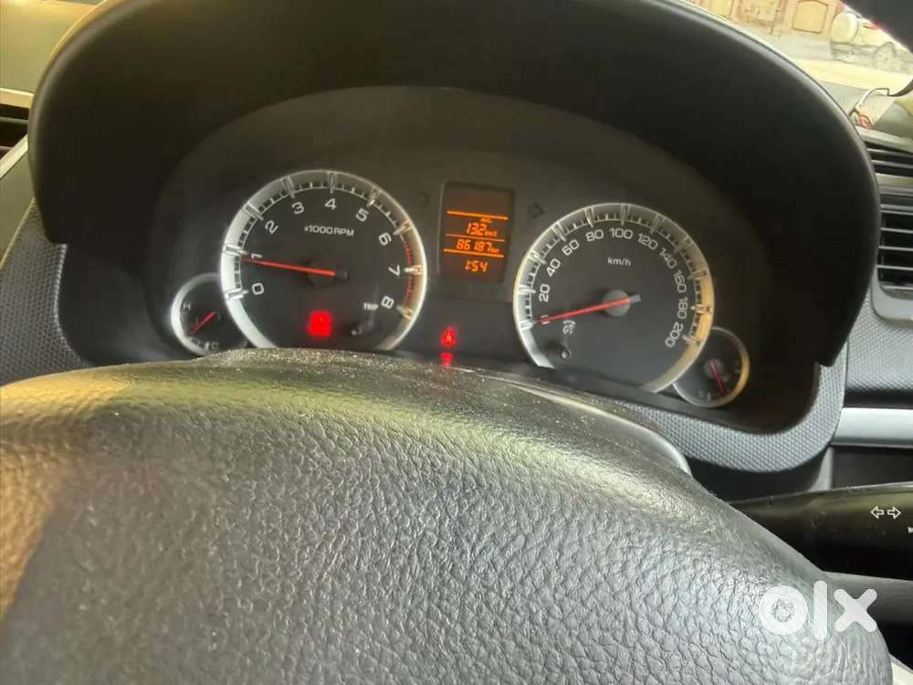 Swift Maruti Suzuki 2013 Petrol Manual