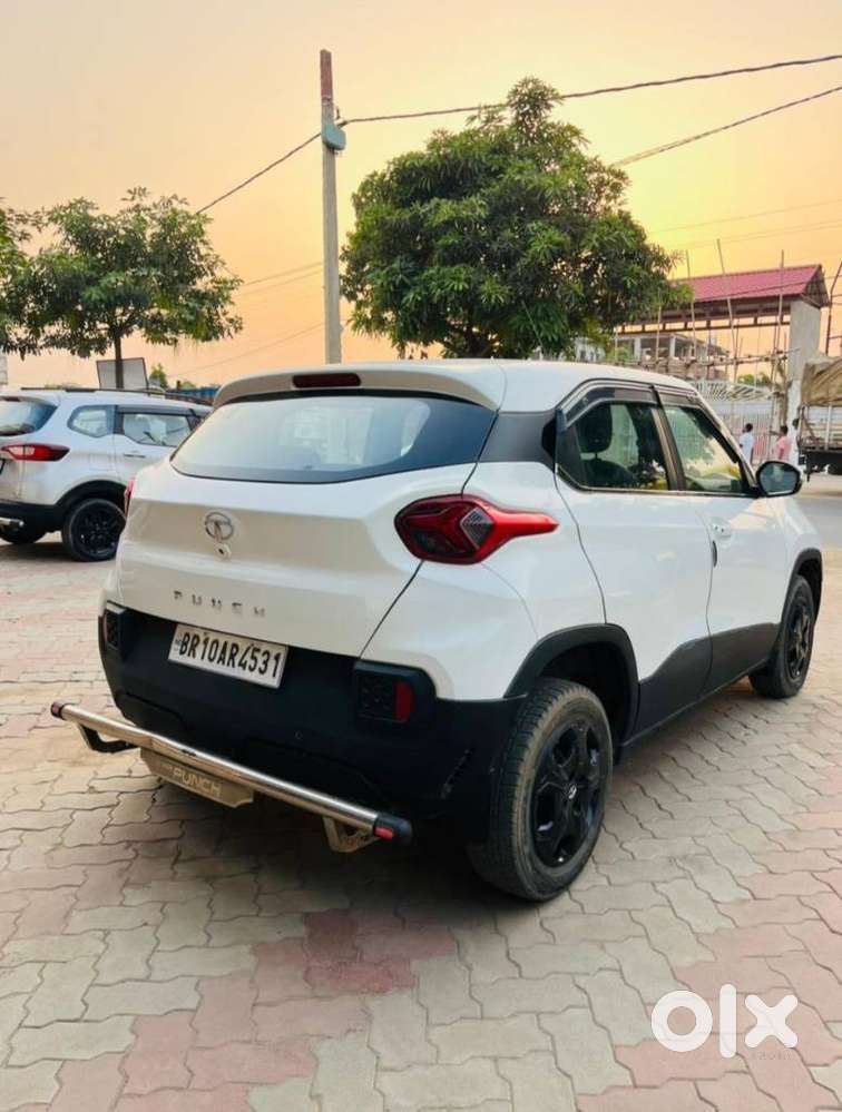 Tata Punch Accomplished, 2024, Petrol