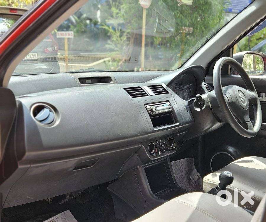 Maruti Suzuki Swift 1.3 Vxi, 2008, Petrol