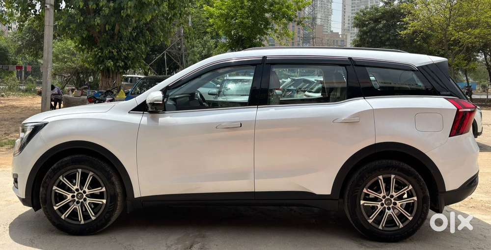 Mahindra Xuv700 2.2 Ax 7 Diesel At Luxury Pack Str, 2023, Diesel