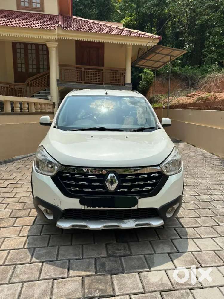 Renault Lodgy 2015 Diesel Well Maintained