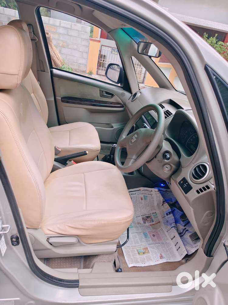 Maruti Suzuki Sx4 Vxi Bsiv, 2011, Petrol