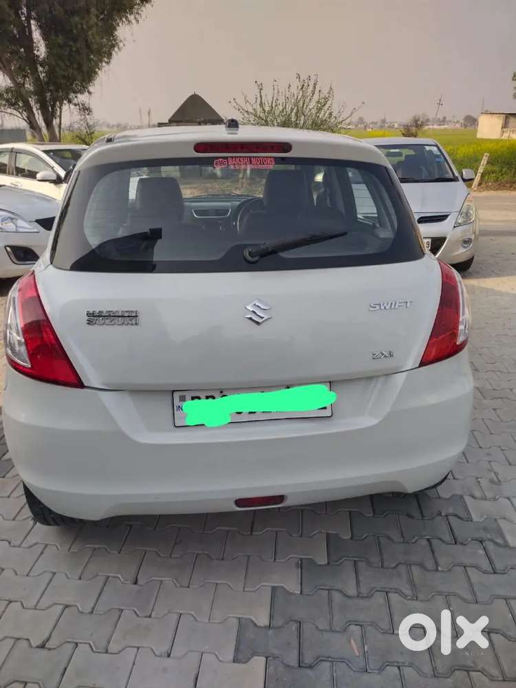 Maruti Suzuki Swift 2016 Petrol 78000 Km Driven