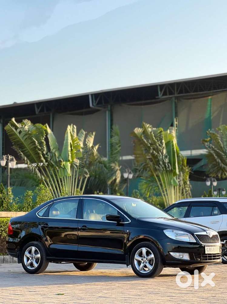 Skoda Rapid 1.5 Tdi Cr Elegance Plus, 2012, Diesel