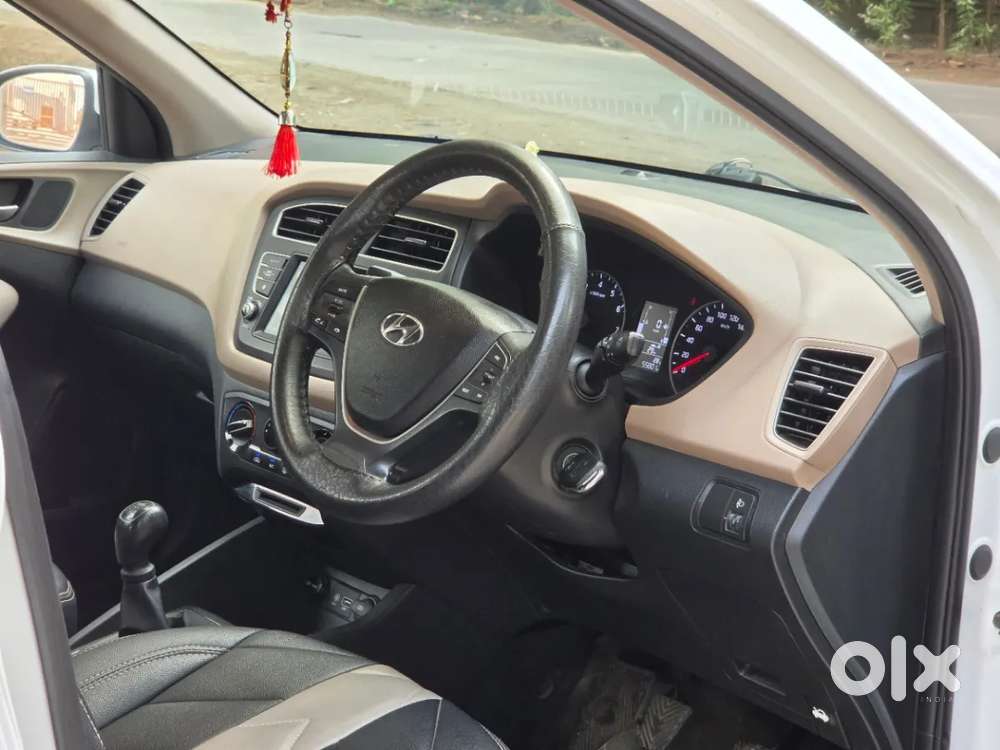 Hyundai I20 Sportz 1.2 Bs-iv, 2019, Petrol
