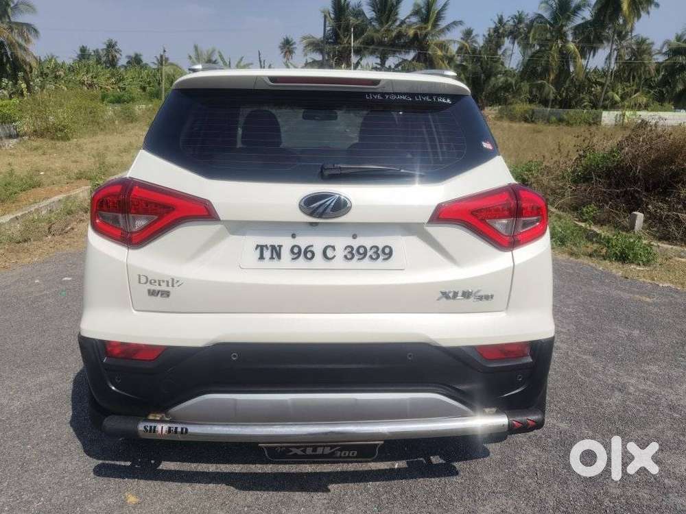 Mahindra Tuv 300 T8, 2019, Diesel