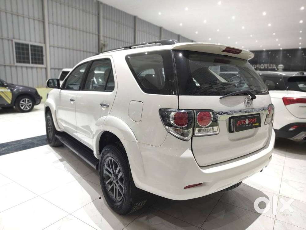 Toyota Fortuner 3.0 4x2 Mt, 2015, Diesel