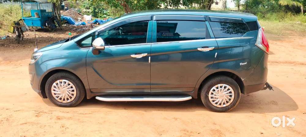 Mahindra Marazzo M2, 2023, Diesel