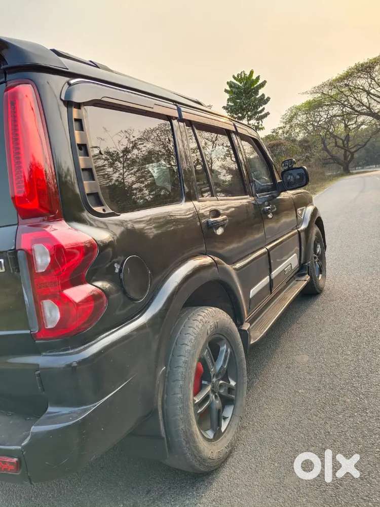 Mahindra Scorpio Classic 2022 Diesel 68000 Km Driven
Money Problem