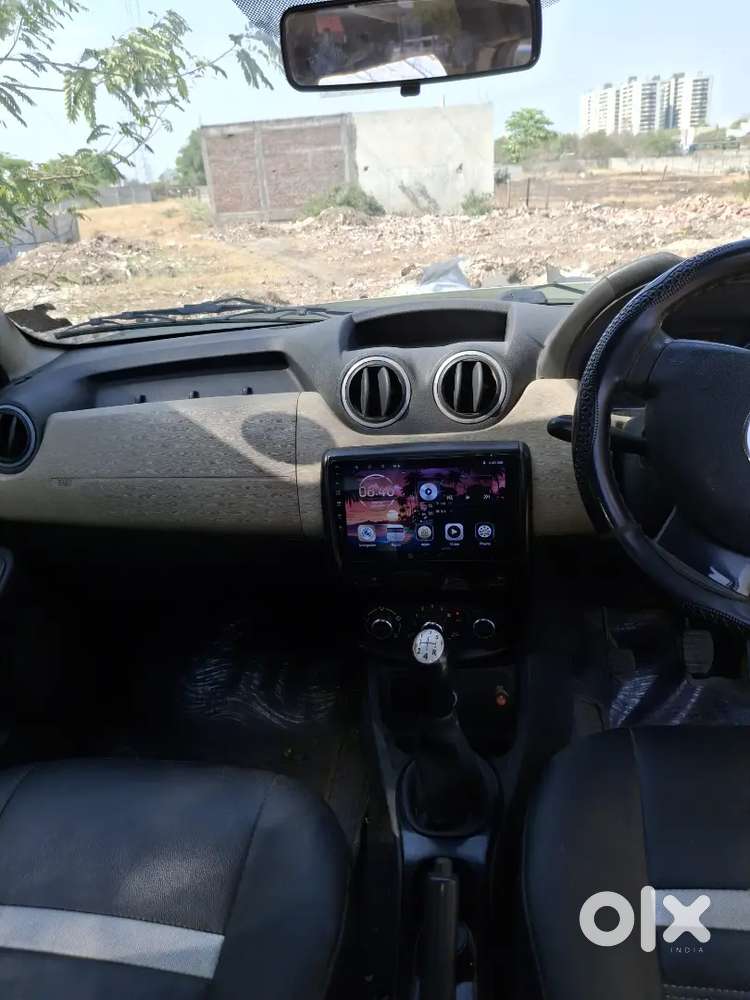 Renault Duster 2014 Modal