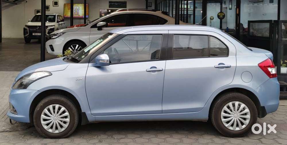 Maruti Suzuki Swift Dzire 1.2 Vxi Bsiv, 2015, Petrol