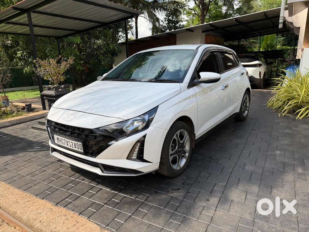 2024 Hyundai Petrol Automatic, Km Driven 34500