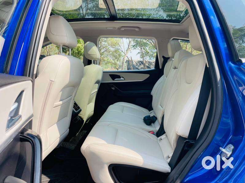 Mahindra Xuv700 2.2 Ax 7 Diesel At Luxury Pack Str, 2023, Diesel