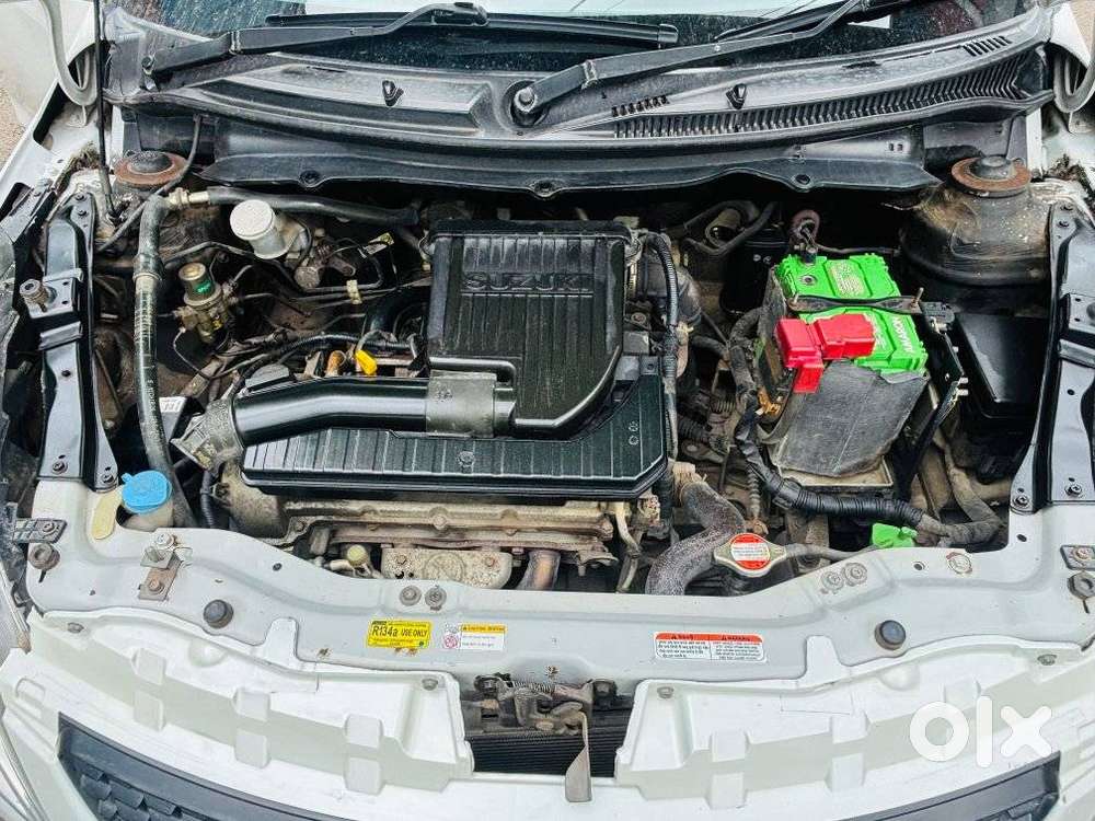 Maruti Suzuki Swift Vxi 1.2 Abs Bs-iv, 2014, Petrol