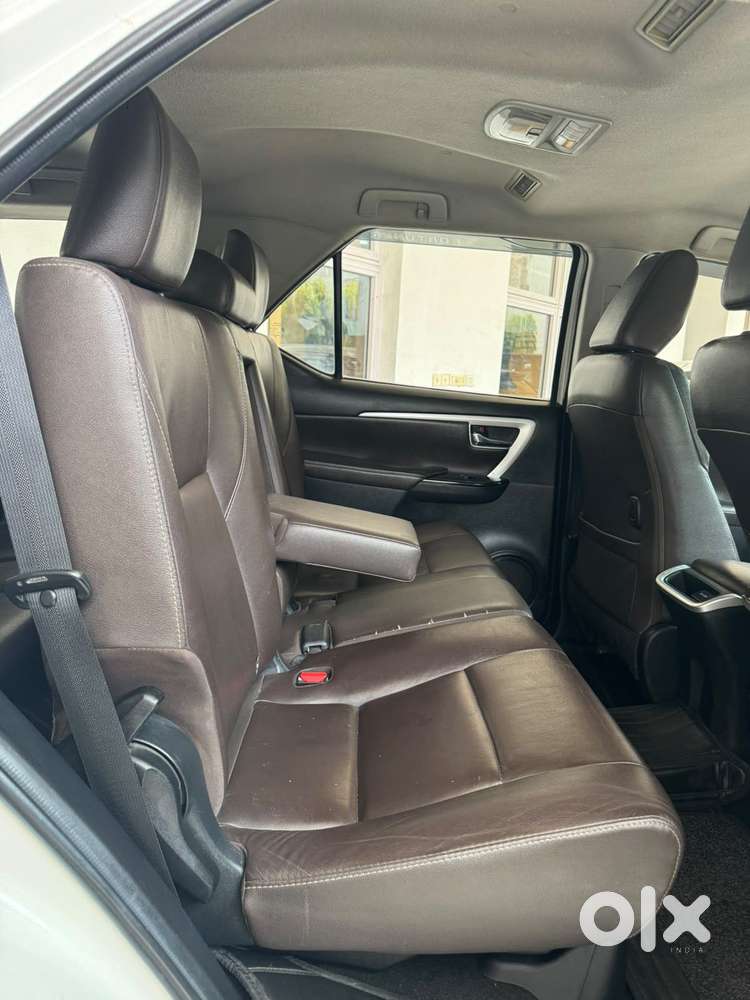 Toyota Fortuner 4x2 At 2.8 Diesel, 2018, Diesel