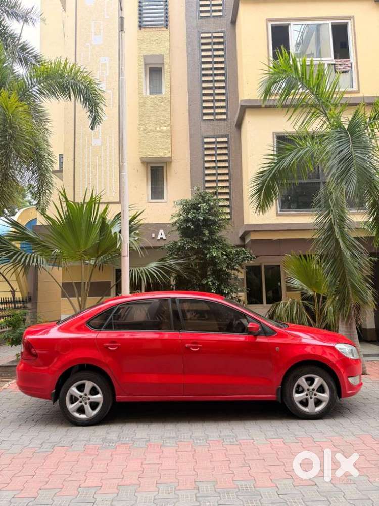 Skoda Rapid, 2013, Petrol